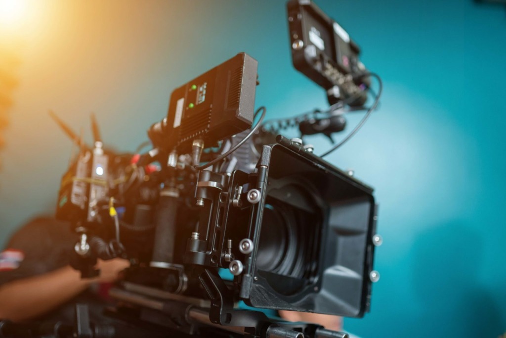 Configuration caméra cinéma 4K équipée d'une matte box et monitoring HF par SmartFilms Prod Casablanca